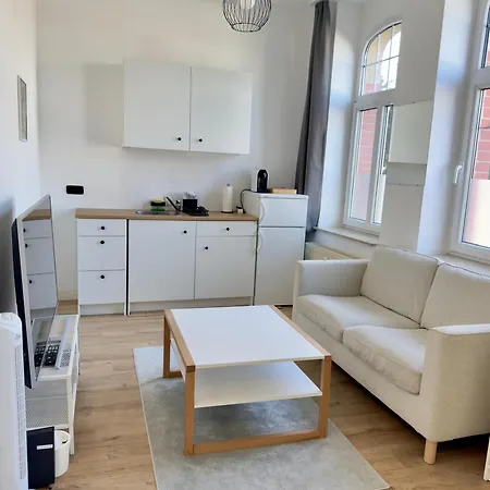 Raha - Charmantes Studio-apartment - Hbf - Gratis Parkplatz Apartment *