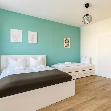 Апартаменты Raha - Charmantes Studio-apartment - Hbf - Privat Parkplatz Эрфурт