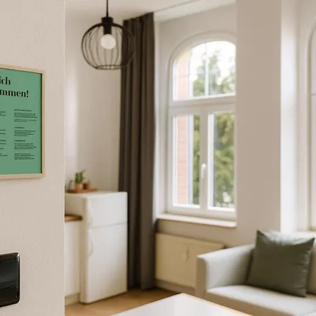 Апартаменты Raha - Charmantes Studio-apartment - Hbf - Privat Parkplatz Эрфурт