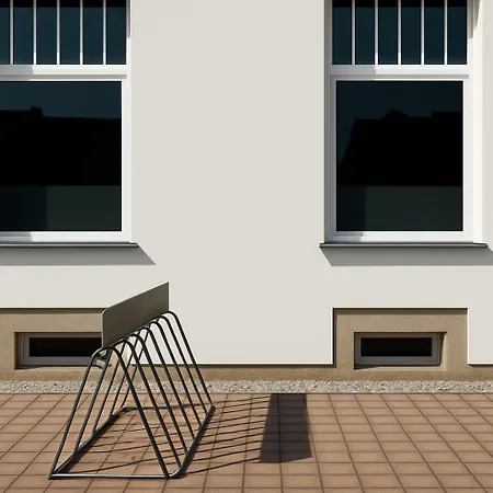 Raha - Charmantes Studio-apartment - Hbf - Privat Parkplatz Lejlighed *