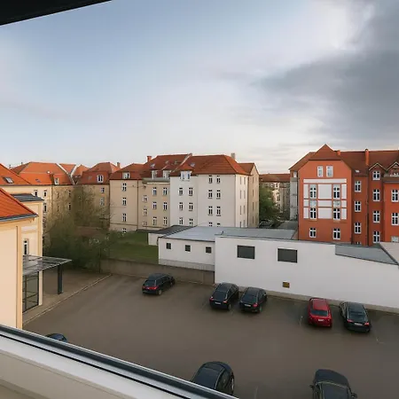 Διαμέρισμα Raha - Charmantes Studio-apartment - Hbf - Privat Parkplatz *