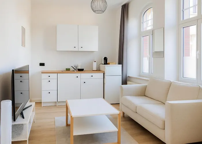 Raha - Charmantes Studio-apartment - Hbf - Privat Parkplatz Apartamento